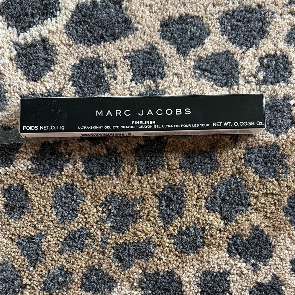 Marc Jacobs Ultra-Skinny Black Fineliner - Blacquer - NIB